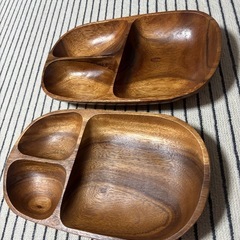 おしゃれな木製　皿の画像