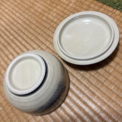 お菓子入れ陶器の画像