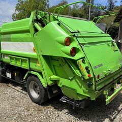 珍しい車種パッカー車（塵介車）が入荷しました。の画像