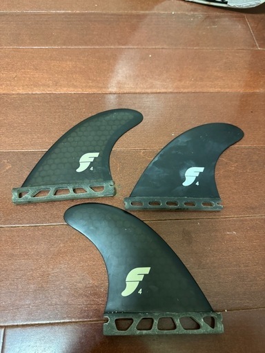 サーフボード　5,4 (リーシュ、フィン、ケース込み) slide_file.jpg