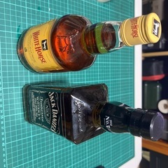 ホワイトホース バーボン　ジャックダニエルス　ウィスキー