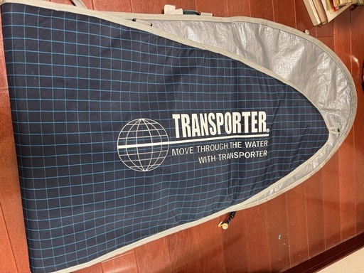 サーフボード5.8ft フィン、リーシュコード、ハードケース付き