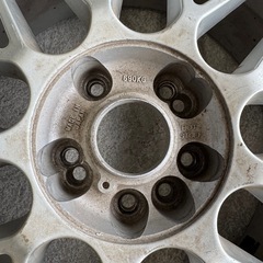 17インチ　メッシュホイール2本の画像