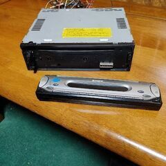 SONY CDX-S2000S 1インチデッキ　CD・AM・FM　中古の画像