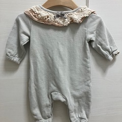 cottoli コトリ くすみブルー フリル付きロンパース 70cmの画像