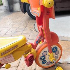 アンパンマン　折りたたみ三輪車　押し棒付きの画像