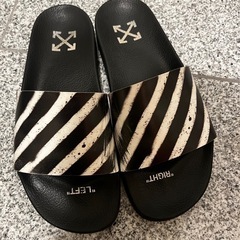 オフホワイトサンダル　