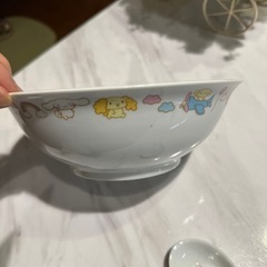 新品シナモンロールどんぶり＆スプーンの画像
