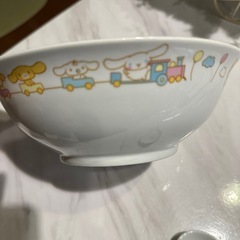 新品シナモンロールどんぶり＆スプーンの画像