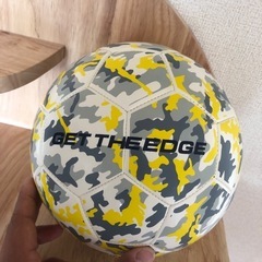 ティゴラ　フットサルボール　未使用