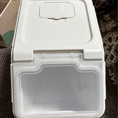 取引成立 ペット餌入れ ドライフードストッカー 10kg