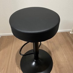 カウンターチェア　高さ調整可の画像
