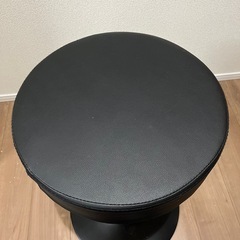 カウンターチェア　高さ調整可の画像