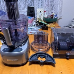 美品】Cuisinart フードプロセッサー CFP-26SVPCJ 本体・部品セット