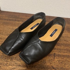 madras スクエアトゥ　バレエパンプス　黒　22.5cm　本革　