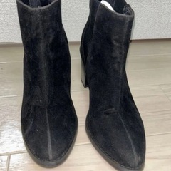 黒のブーツ　M size