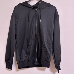 新品黒 フルジップ フード付きパーカーの画像