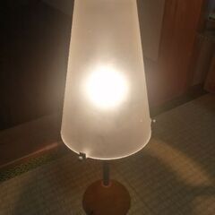 ガラス製スタンドライト
