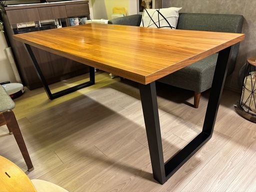 商談中【購入後5年以内】ダイニングテーブル　150