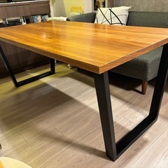 【購入後5年以内】ダイニングテーブル　150