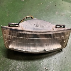 SUZUKIアドレスV100ヘッドライト
の画像
