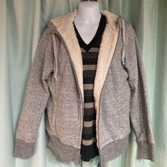 1309.UNIQLO 裏地 フード付き XLグレー⭐︎