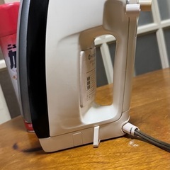 (取引中、募集終了) 
HITACHのアイロンをさしあげますの画像