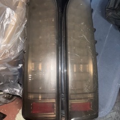 200系ハイエーステールレンズ
