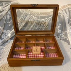 未使用品⭐︎⭐︎美品⭐︎⭐︎ルーシーズ　バスケット　カントリージュエリーボックス の画像