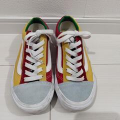 VANSスニーカー
