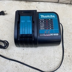 マキタ　18v 充電器、バッテリーセット

