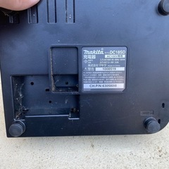 マキタ　18v 充電器、バッテリーセット
の画像