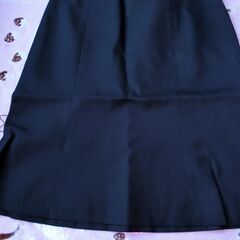 新品　事務服　ベストとスカート　５号の画像