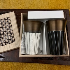 陶磁器グラス２つ箱入り　ビールの泡が細かくなる