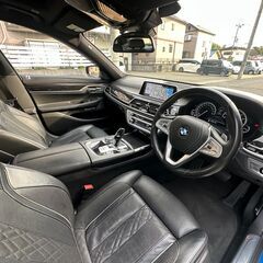車検R9/4まで! H29年式 740i Mスポーツ 修復歴無し 機関良好 装備多数 人気のブラックサファイアにブラックレザーシート 20インチアルミの画像