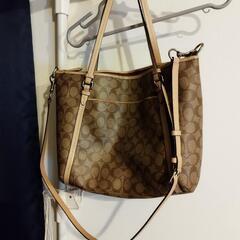 美品！新品同様 COACH☆ショルダー付（取り外し可能）バッグ！！！の画像