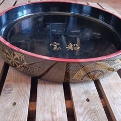寿司用の器の画像