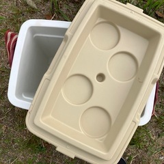 イグルーのクーラーボックス  24 igloo Tag-Alongの画像