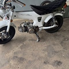 ホンダダックスST50レストア途中の画像
