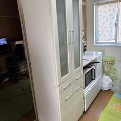 食器棚