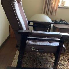 リクライニングチェア一人用の画像