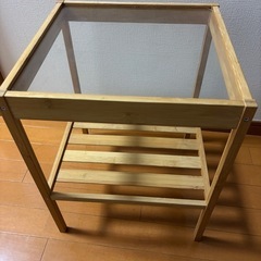 IKEA NESNA サイドテーブルの画像