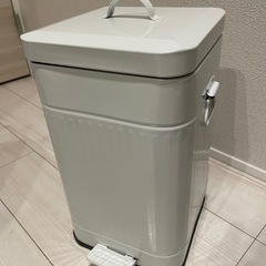 ペダルビン ゴミ箱 ダストボックス フタ付きゴミ箱