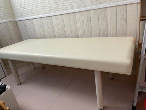 業務用マッサージベッド　美品
