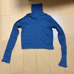 トップスカットソー長袖タートルネックブルーの画像