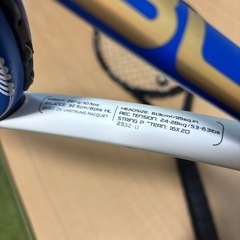 テニスラケット　テニスラケット　ボール　グリップの画像