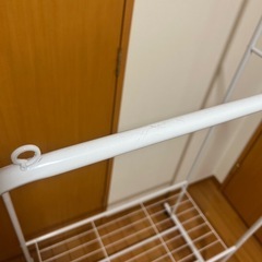 衣装ラックの画像