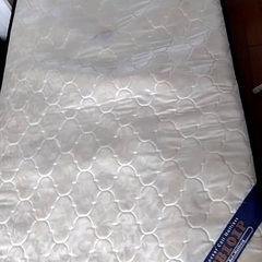 ベッドクッション