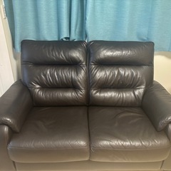 (お引取り先決定しました)2人掛けソファー 