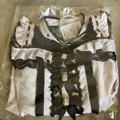 未開封新品　リズリサ　ブラウス　3つリボンフロントチョーカーブラウス